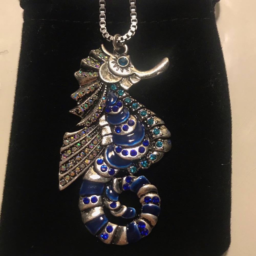 Pendant Necklace, Seahorse, Betsey Johnson